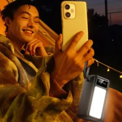 باور بانك بسعة 60000mAh مع شحن سريع 22.5 واط و4 كابلات مدمجة وإضاءة LED - صورة 9